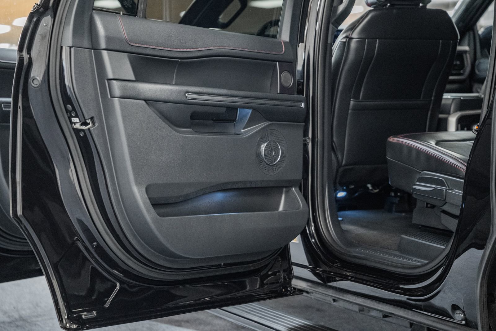 Certified 2024 Ford Expedition Max Limited image 52