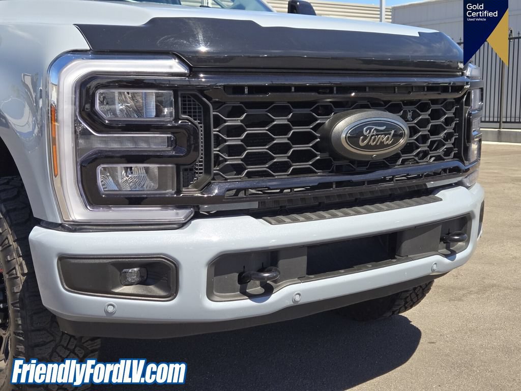 Certified 2025 Ford F350 Lariat w/ Lariat Ultimate Package AWD/4WD image 8