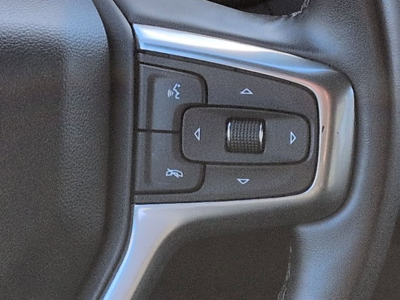 Used 2023 Chevrolet Tahoe Premier image 32