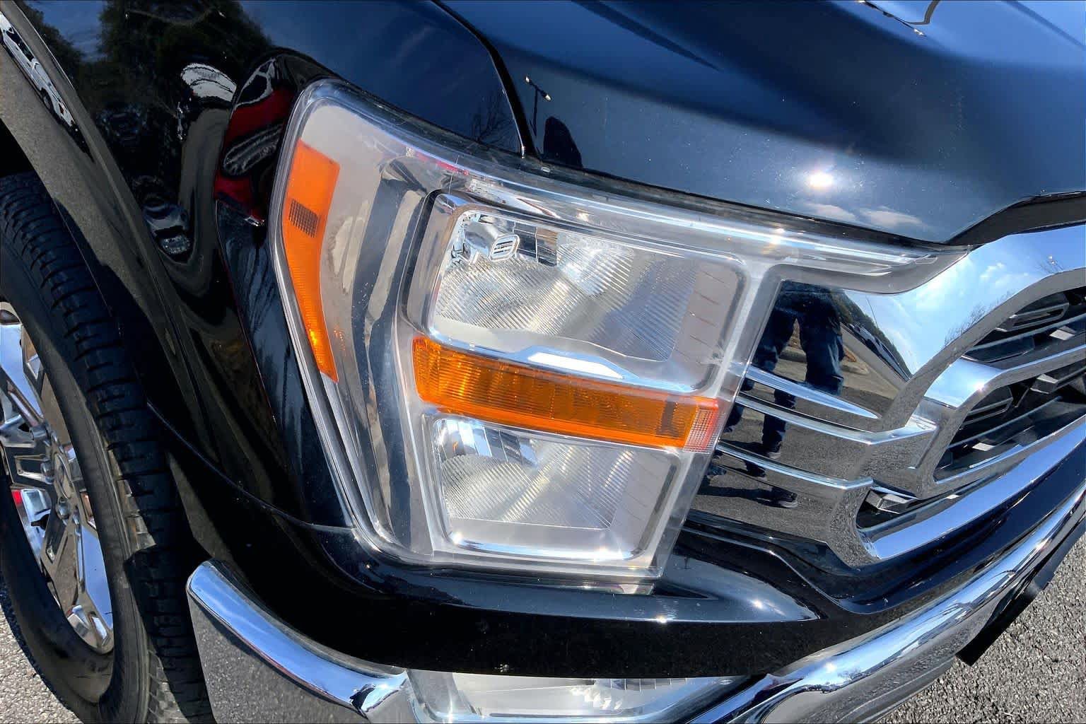Certified 2022 Ford F150 XLT w/ XTR Package AWD/4WD image 26