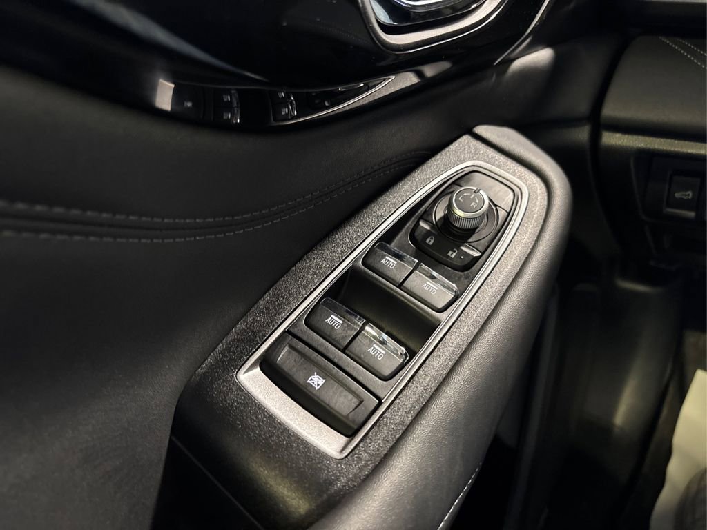 Used 2025 Subaru Outback Limited XT AWD/4WD image 37