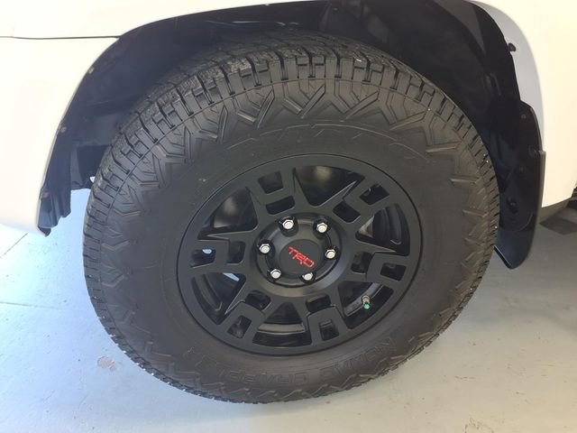 Used 2021 Toyota 4Runner SR5 Premium RWD image 9