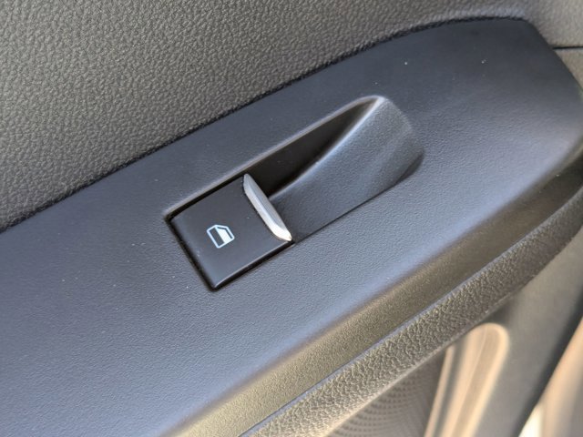 Certified 2022 Ford Escape Titanium w/ Class II Trailer Tow Package image 29