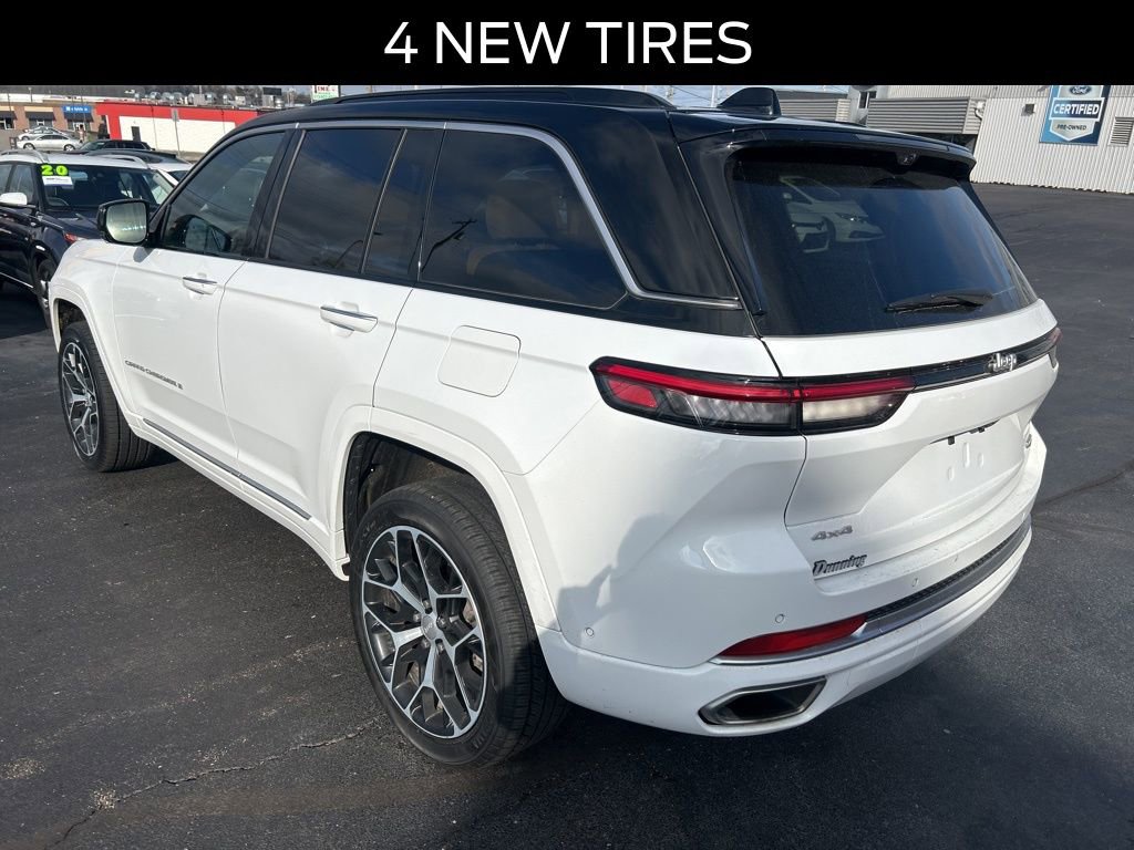 Used 2024 Jeep Grand Cherokee Summit image 7