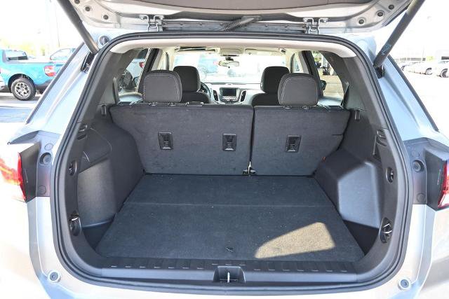 Used 2023 Chevrolet Equinox LT w/ Driver Convenience Package AWD/4WD image 12