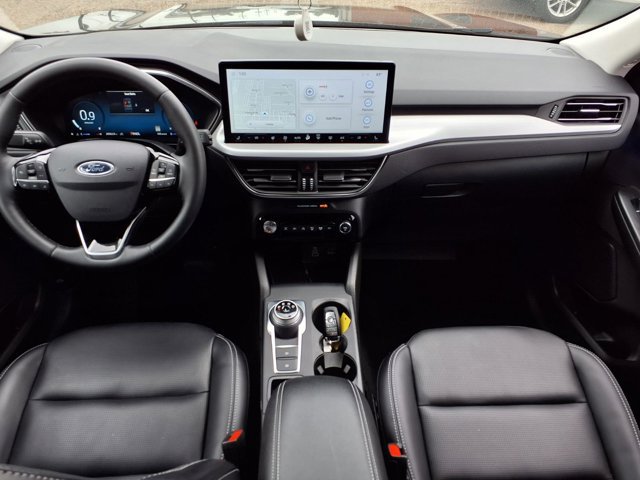Certified 2024 Ford Escape Platinum AWD/4WD image 14