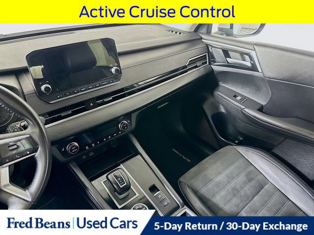 Used 2024 Mitsubishi Outlander SE AWD/4WD image 28