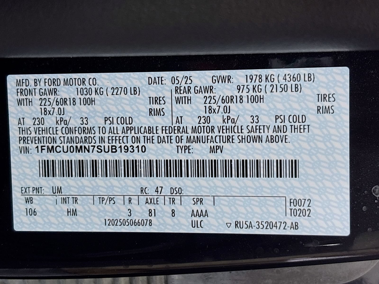 Certified 2025 Ford Escape ST-Line FWD image 30