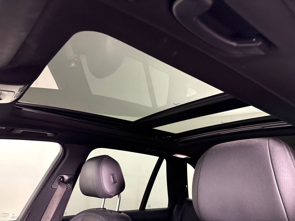 Used 2017 BMW X5 xDrive40e image 26