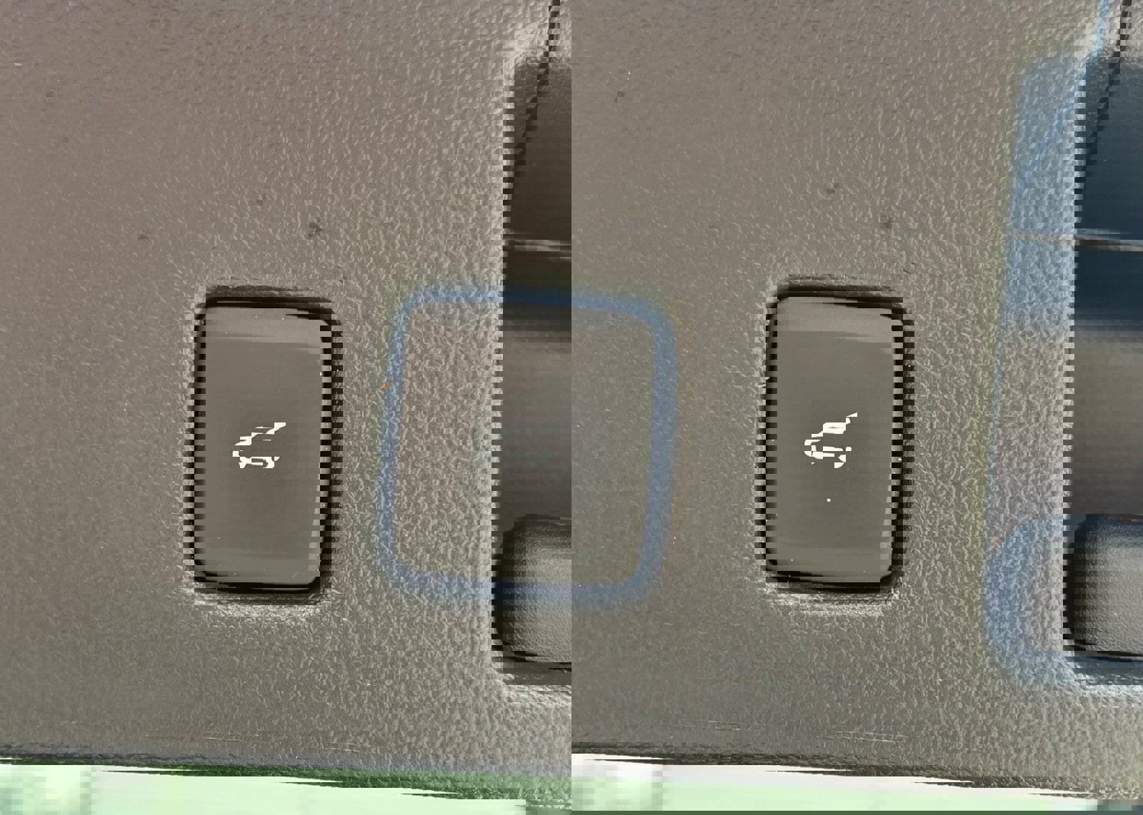 Certified 2023 Ford Escape ST-Line w/ Tech Pack #1 image 12