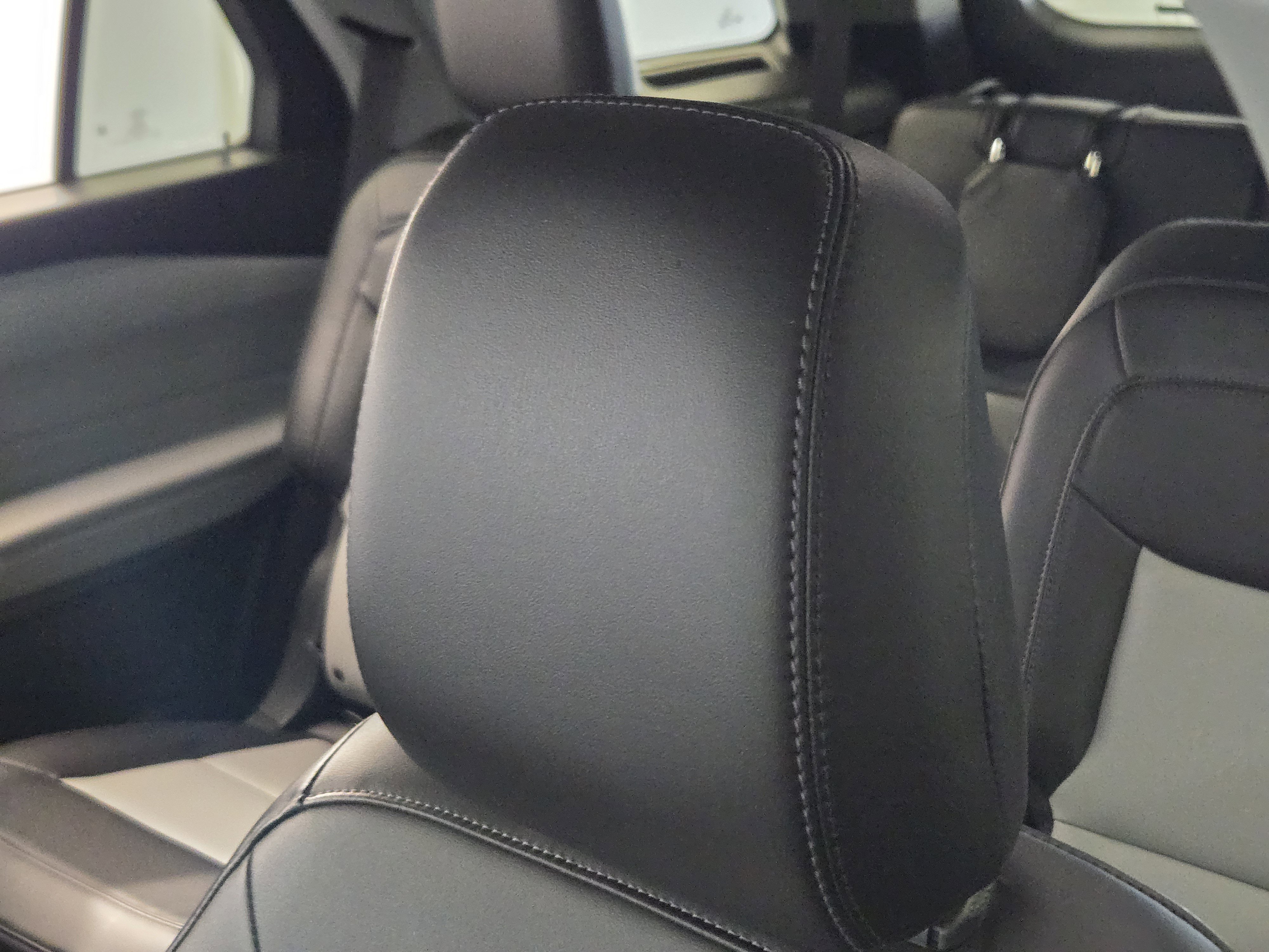 Certified 2023 Ford Explorer XLT w/ Equipment Group 202A image 14