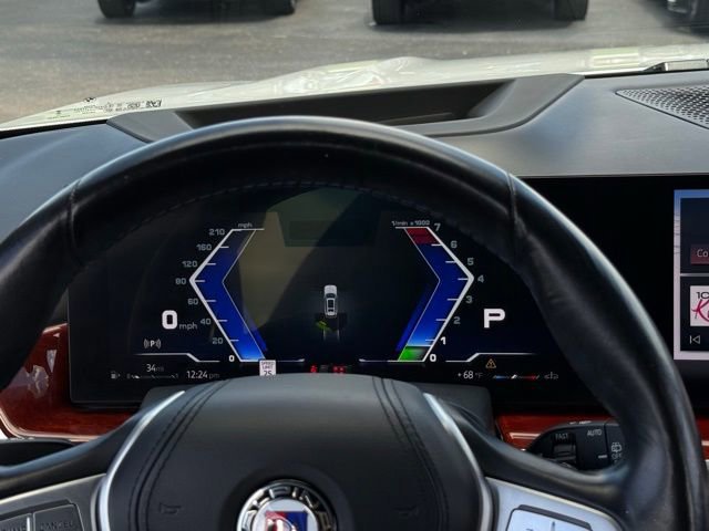 Used 2024 BMW ALPINA XB7 image 23