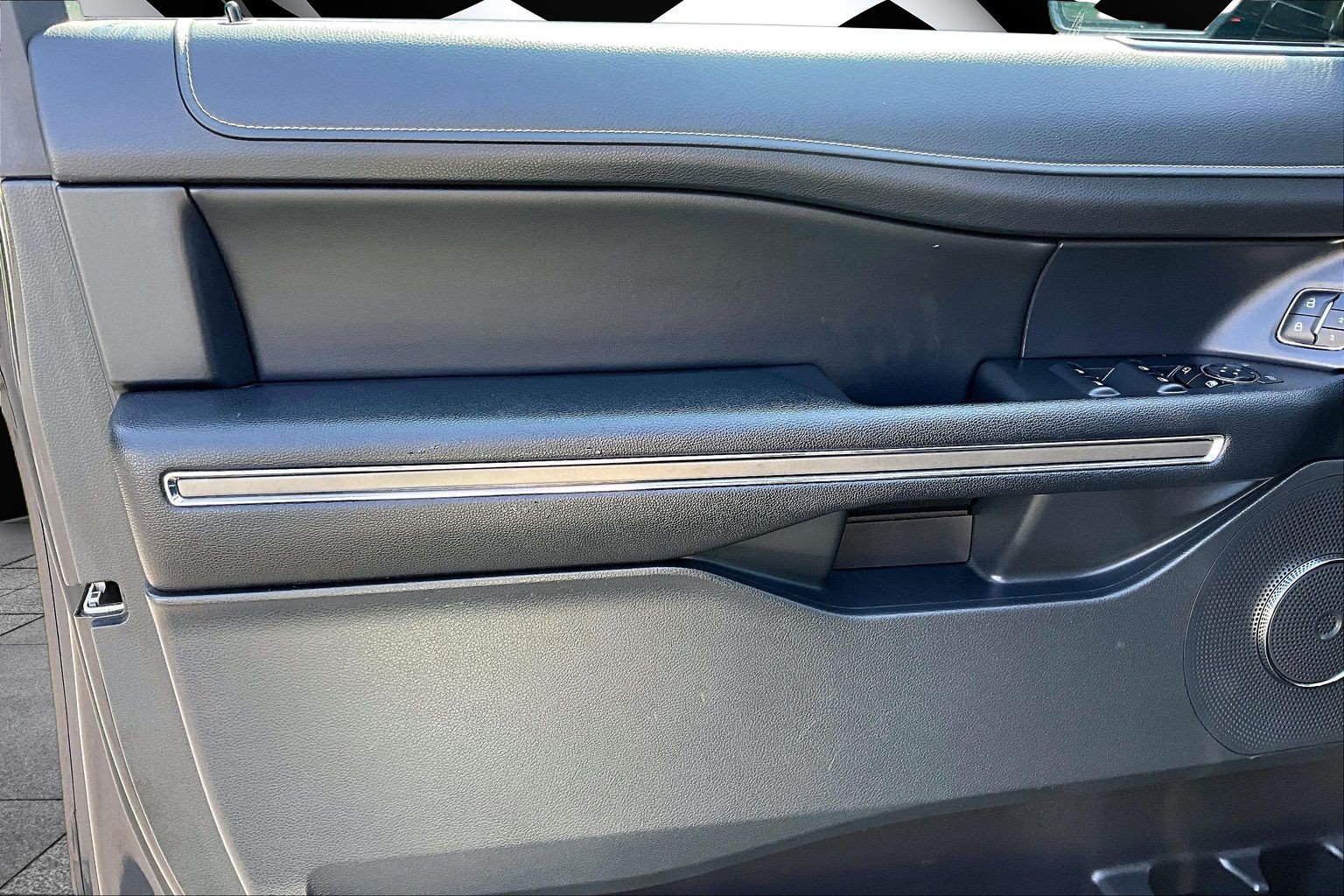 Certified 2022 Ford Expedition XLT AWD/4WD image 16
