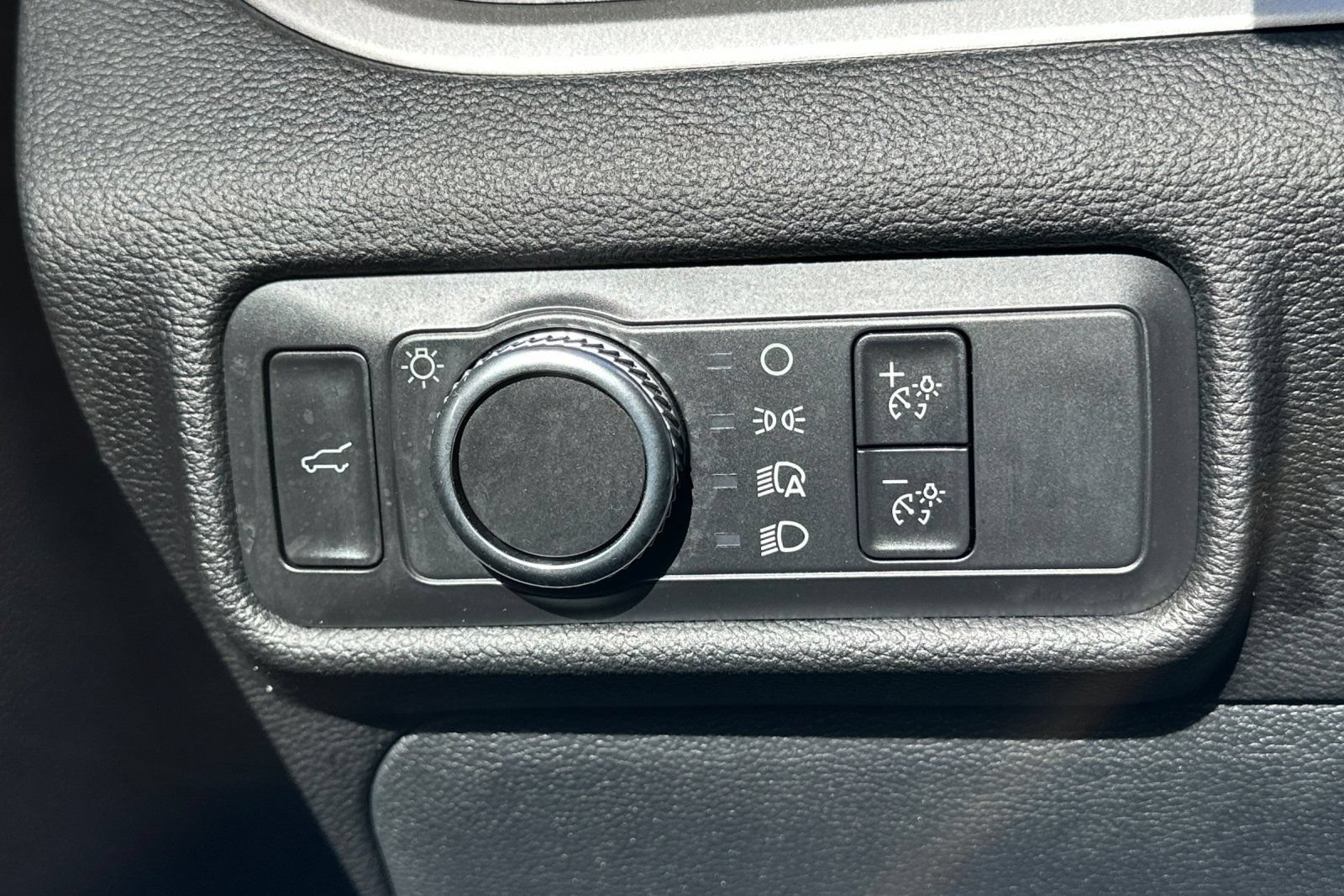 Certified 2022 Ford Explorer XLT AWD/4WD image 30