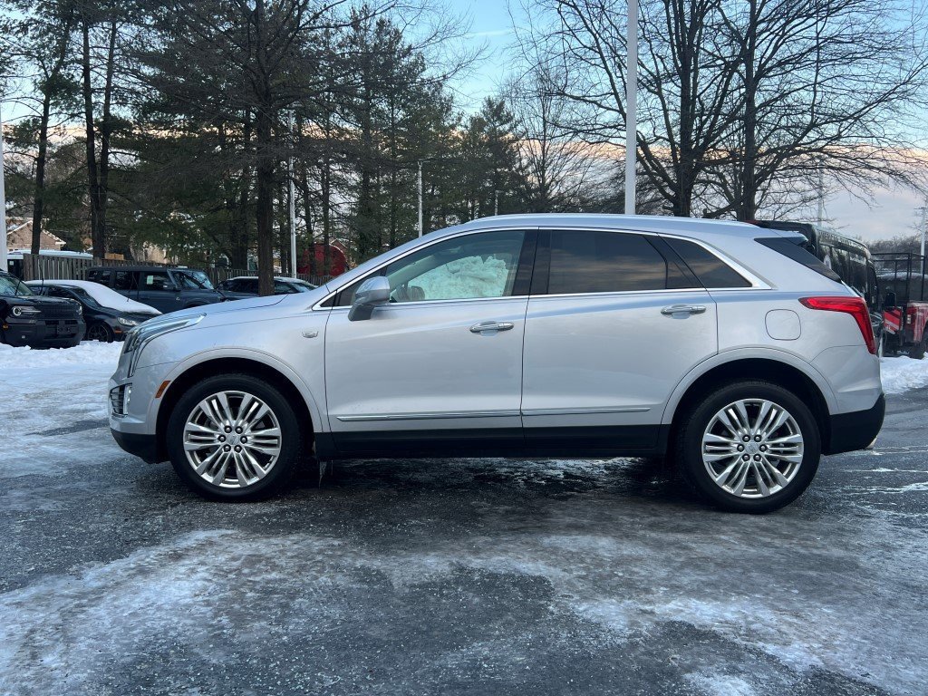 Used 2018 Cadillac XT5 Premium Luxury image 2