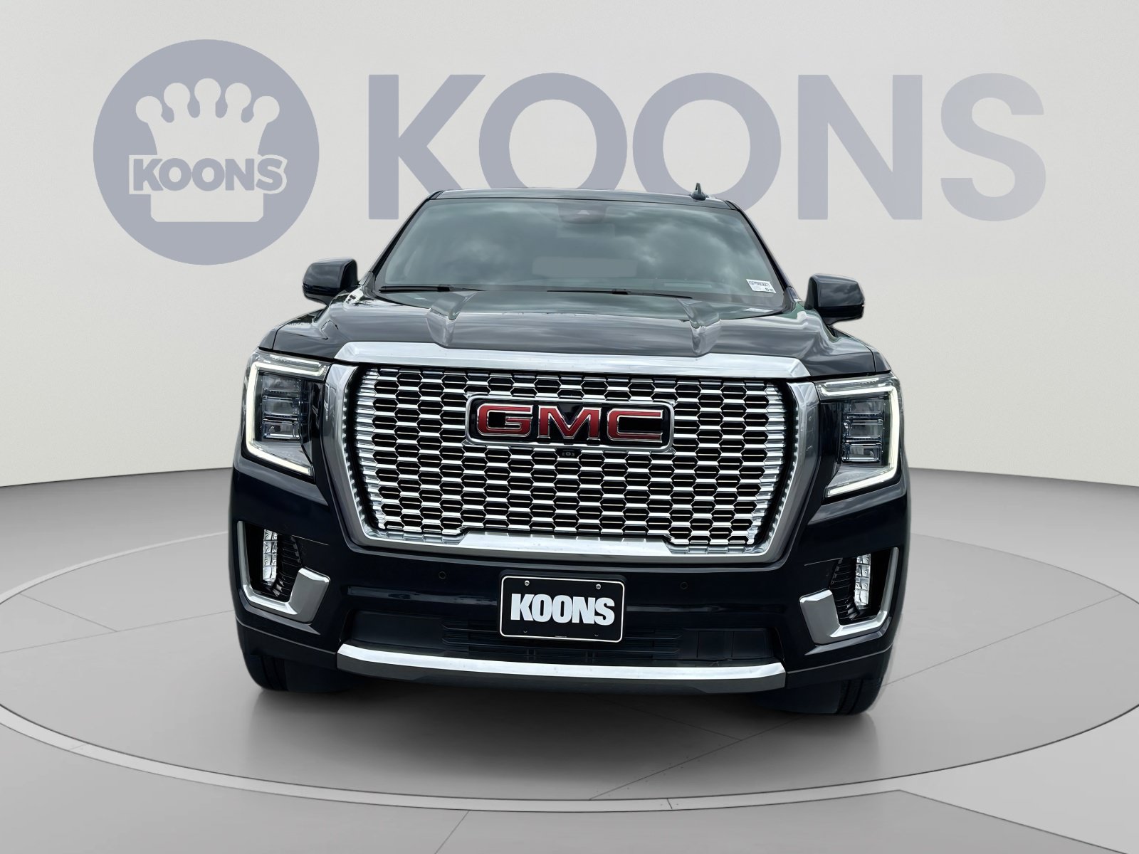 Used 2024 GMC Yukon XL Denali AWD/4WD image 4