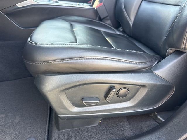 Certified 2021 Ford Explorer XLT w/ Equipment Group 202A AWD/4WD image 21