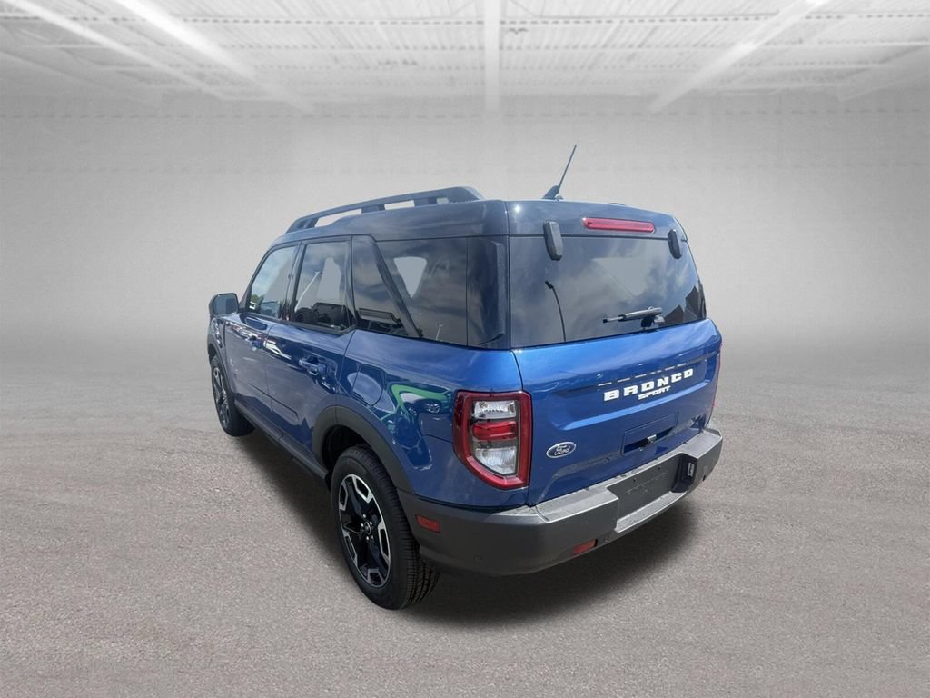 Certified 2024 Ford Bronco Sport Outer Banks w/ Tech Package AWD/4WD image 8