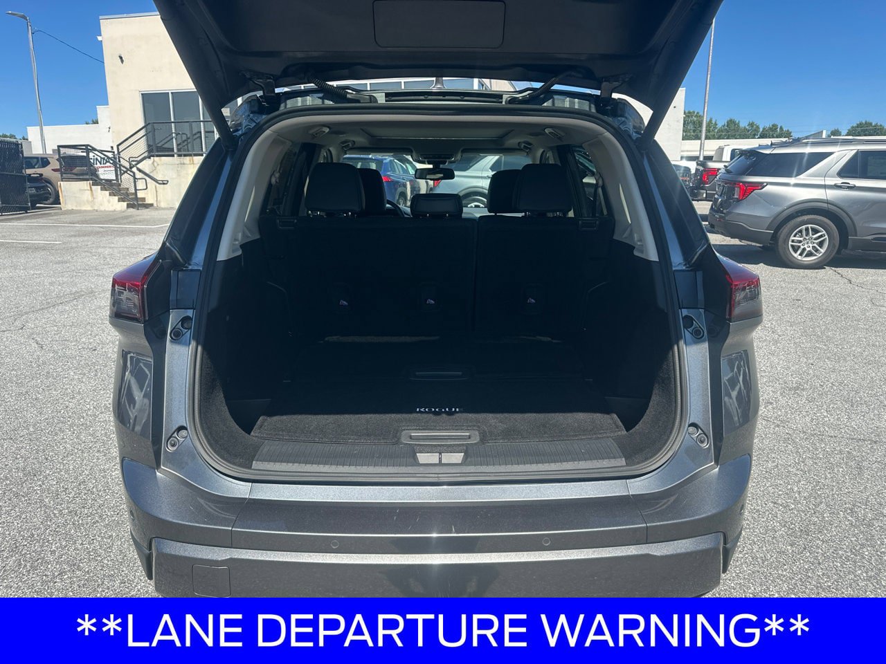 Used 2024 Nissan Rogue SL w/ SL Premium Package AWD/4WD image 20