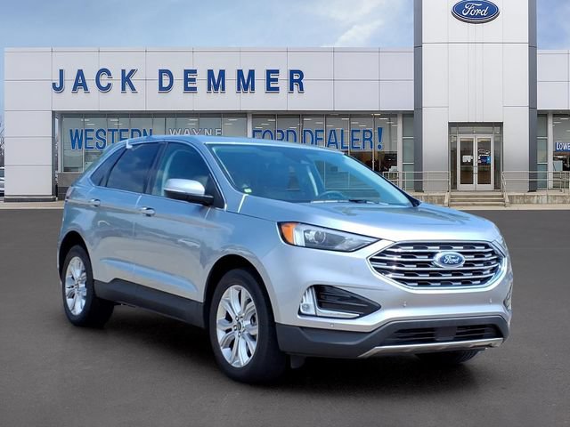 Certified 2023 Ford Edge Titanium w/ Class II Trailer Tow Package AWD/4WD image 1