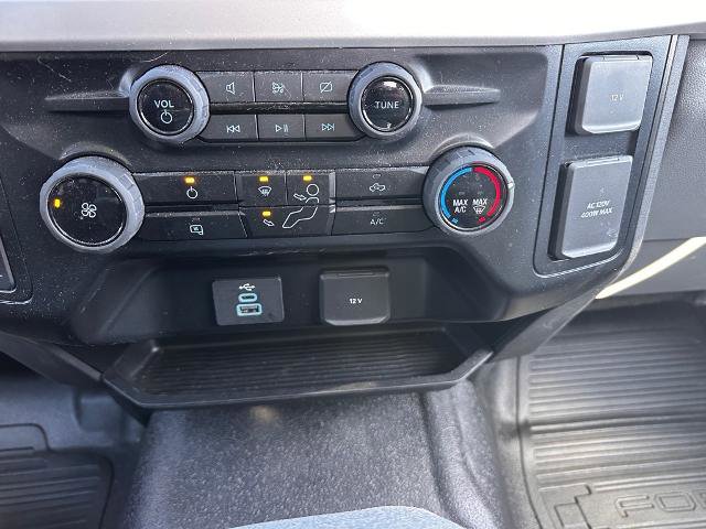 Certified 2024 Ford F350 XLT w/ FX4 Off-Road Package image 26