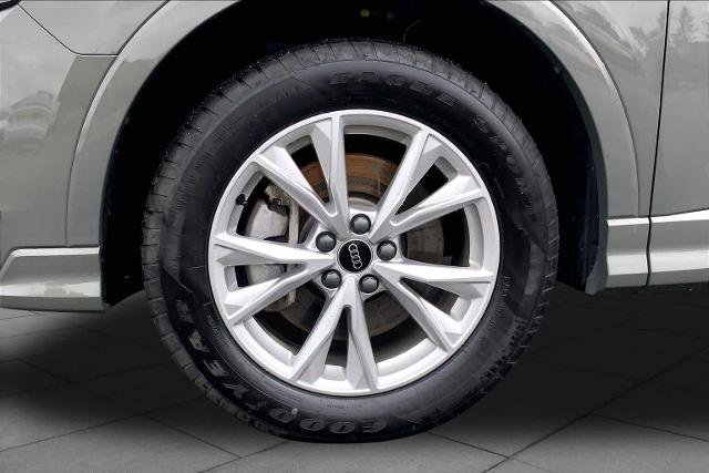 Used 2025 Audi Q3 2.0T Premium AWD/4WD image 11