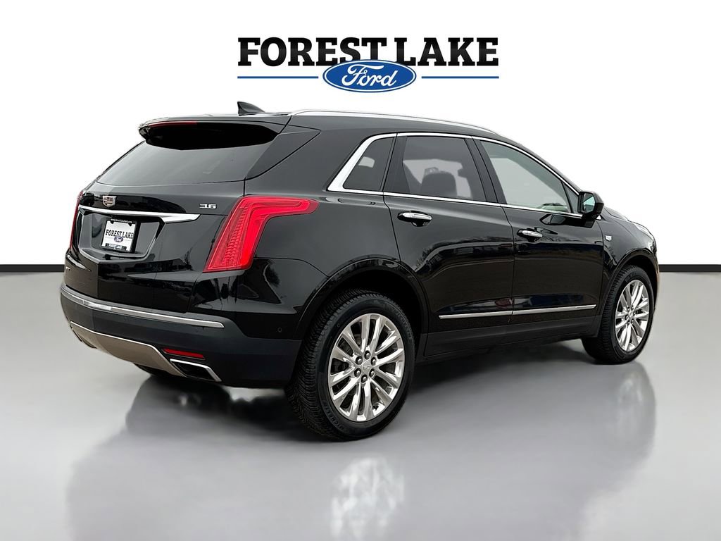 Used 2017 Cadillac XT5 Platinum w/ Driver Assist Package image 7