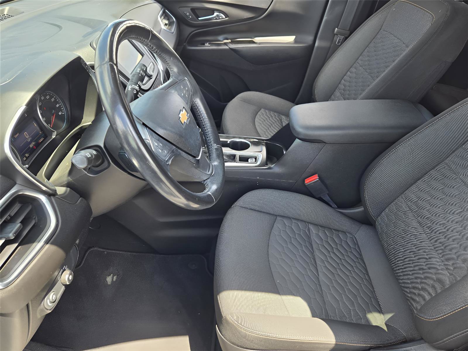 Used 2019 Chevrolet Equinox LT FWD image 12
