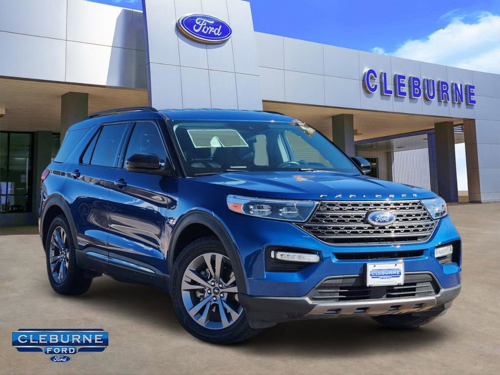 Certified 2022 Ford Explorer XLT w/ Equipment Group 202A