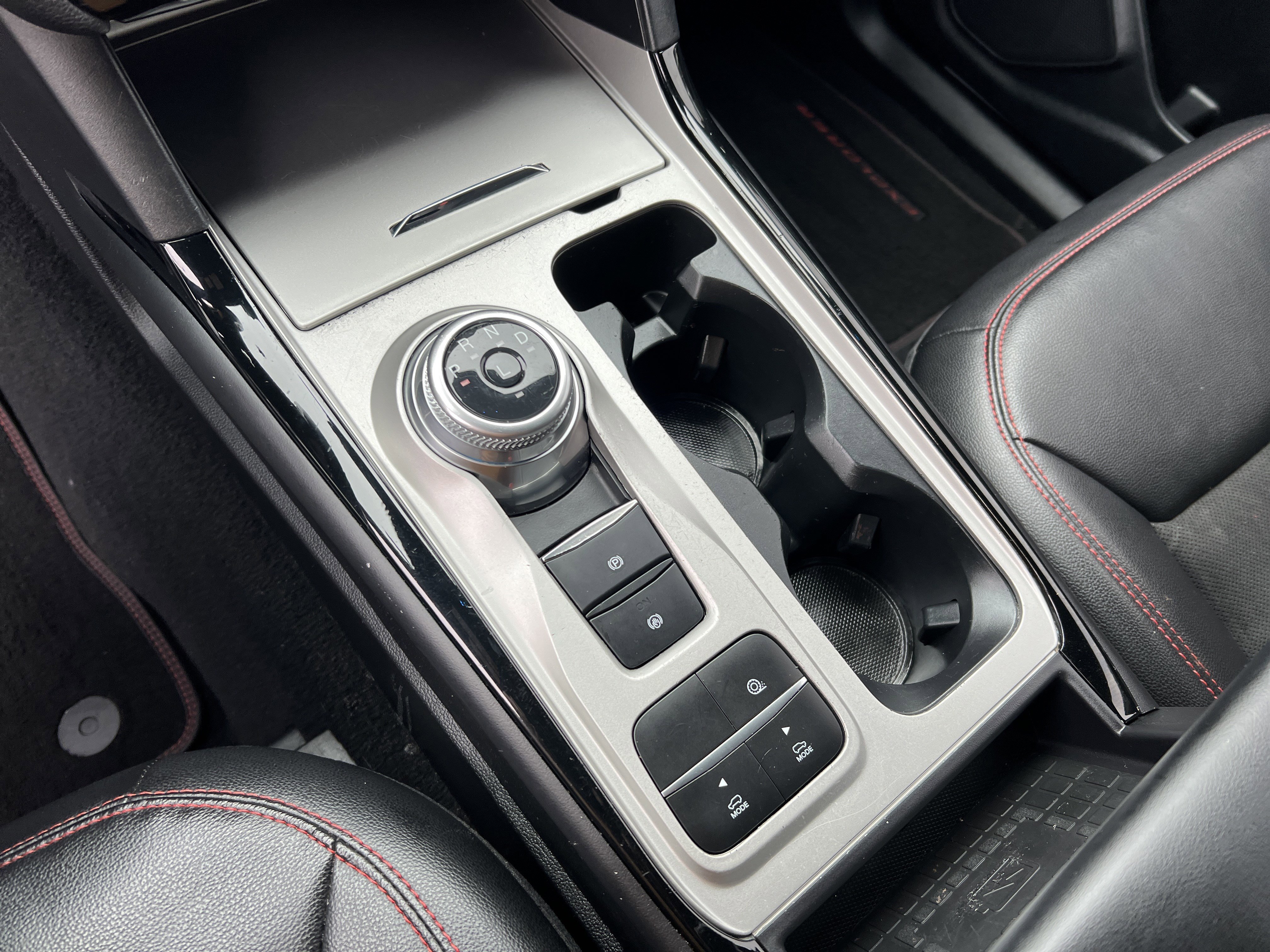 Certified 2023 Ford Explorer ST-Line w/ Class IV Trailer Tow Package image 31