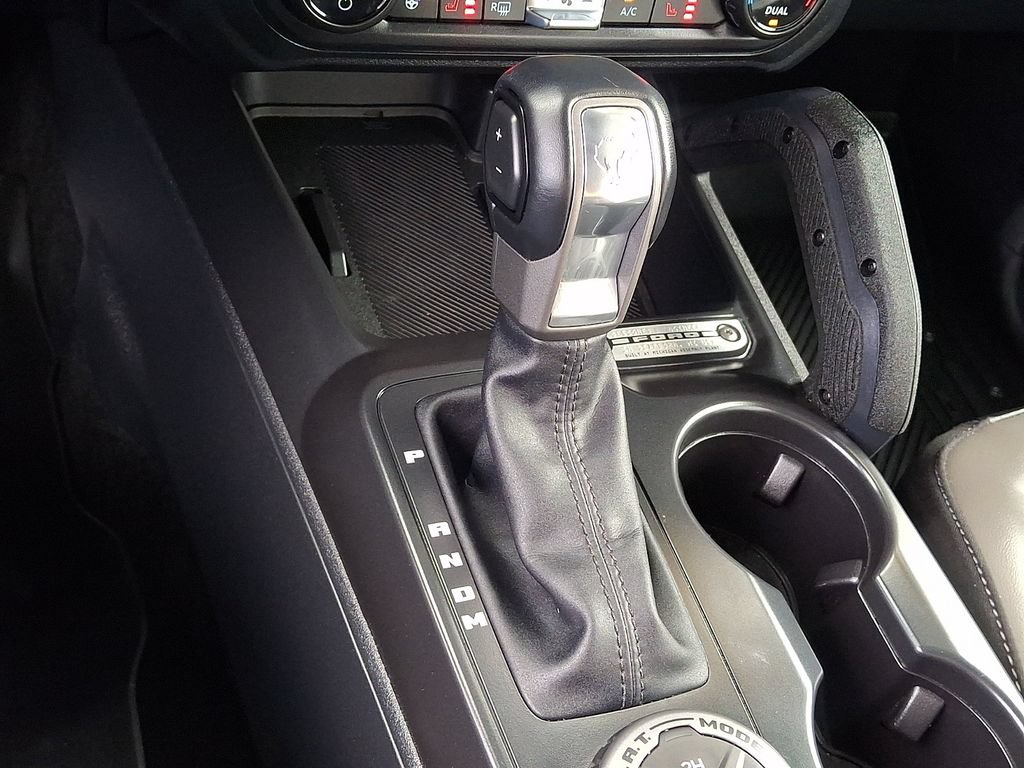 Certified 2025 Ford Bronco Outer Banks w/ Sasquatch Package AWD/4WD image 22