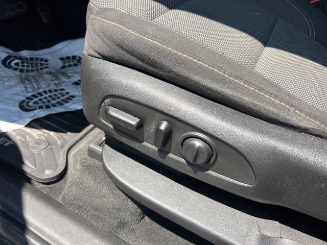Used 2019 Chevrolet Traverse LT FWD image 20
