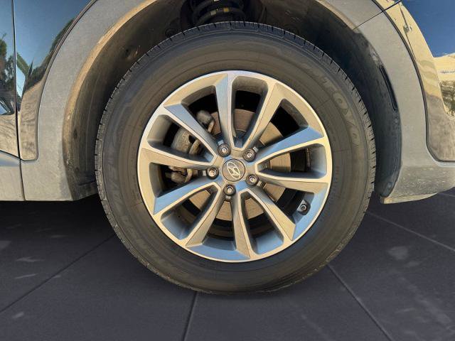 Used 2018 Hyundai Santa Fe SE FWD image 14