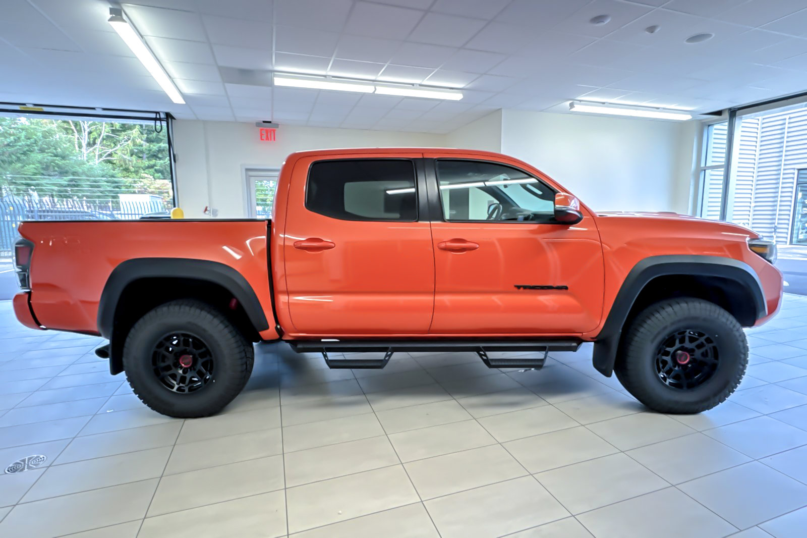 Used 2023 Toyota Tacoma TRD Pro AWD/4WD image 3