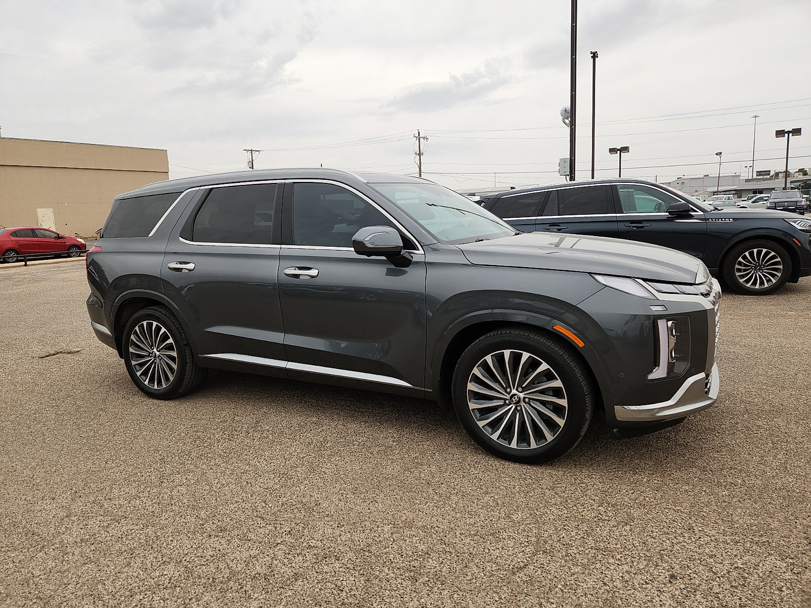 Used 2024 Hyundai Palisade Calligraphy FWD image 8
