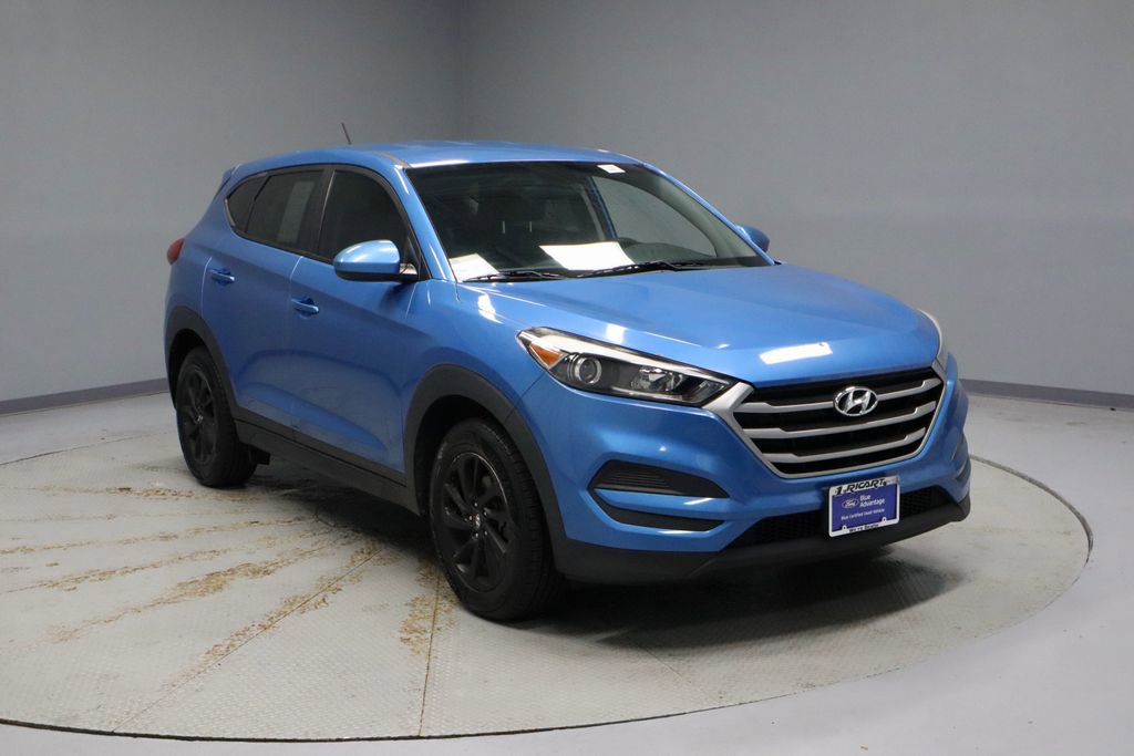 Used 2018 Hyundai Tucson SE w/ Cargo Package FWD image 1