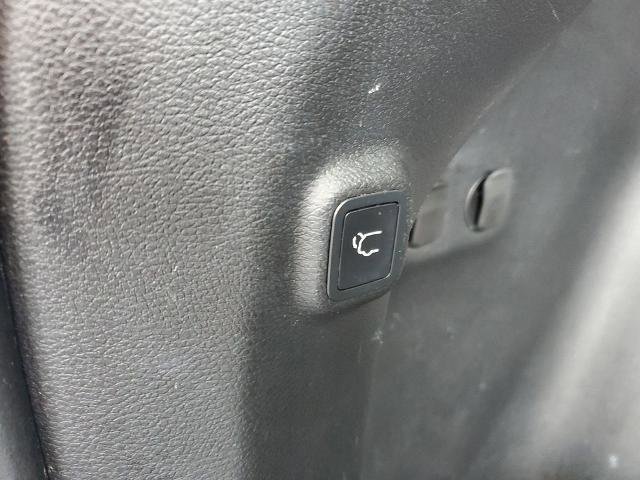 Used 2021 Jeep Cherokee Latitude Lux w/ Comfort/Convenience Group image 27