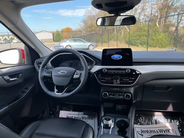 Certified 2022 Ford Escape SEL image 10