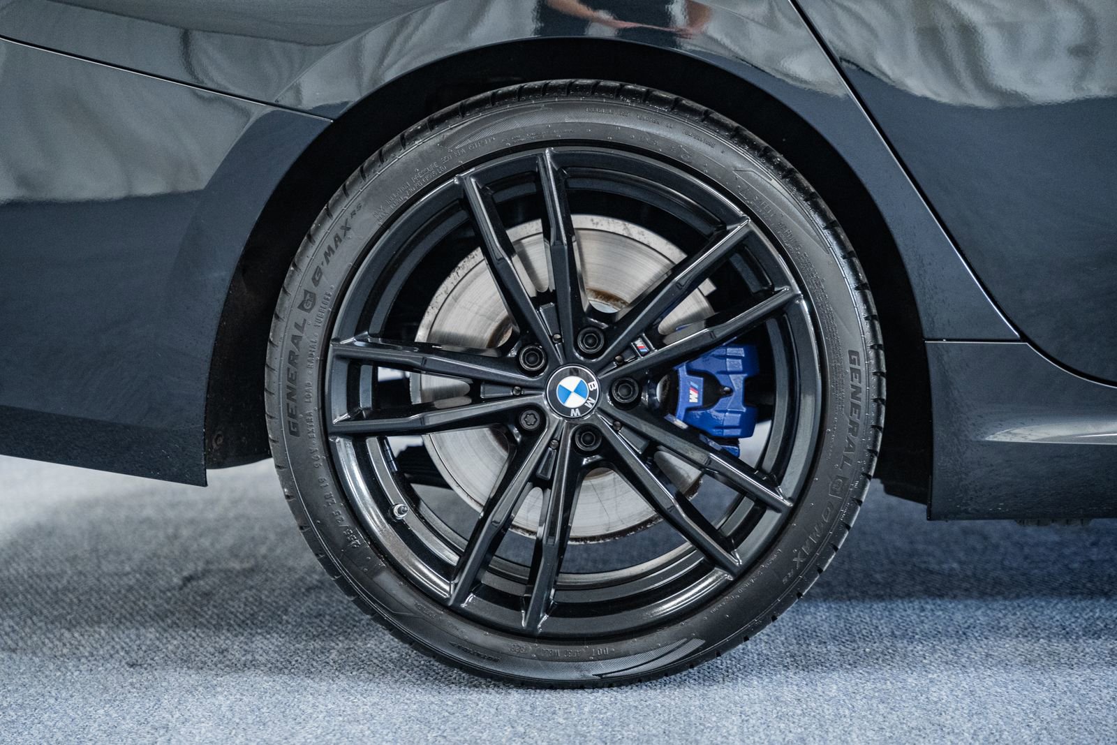 Used 2023 BMW 330i xDrive Sedan w/ M Sport Package image 14