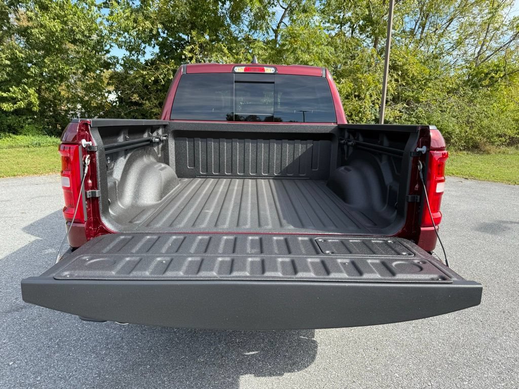 Used 2026 RAM 1500 Laramie AWD/4WD image 34