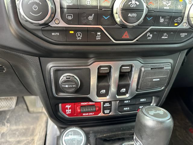 Used 2021 Jeep Wrangler Rubicon w/ Uconnect 4C Nav & Sound Group AWD/4WD image 14