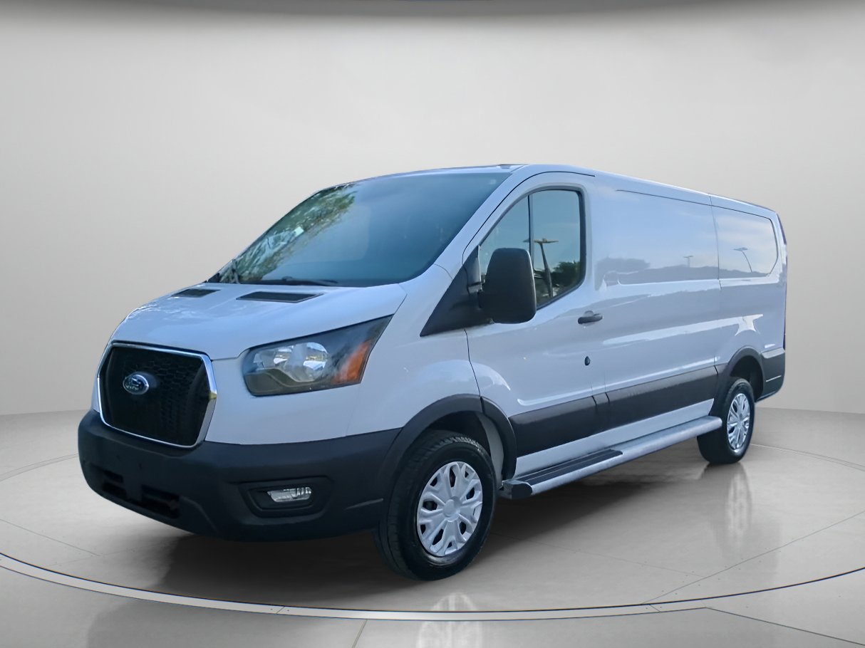 Certified 2025 Ford Transit 250 Low Roof w/ Exterior Upgrade Package RWD image 10