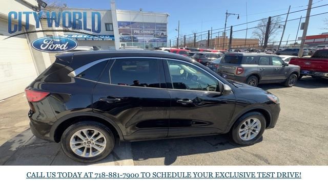 Certified 2022 Ford Escape SE w/ Convenience Package AWD/4WD image 4