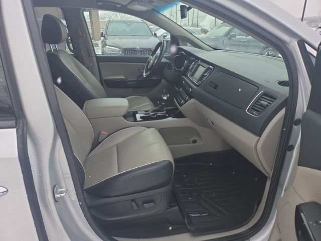 Used 2021 Kia Sedona SX image 22