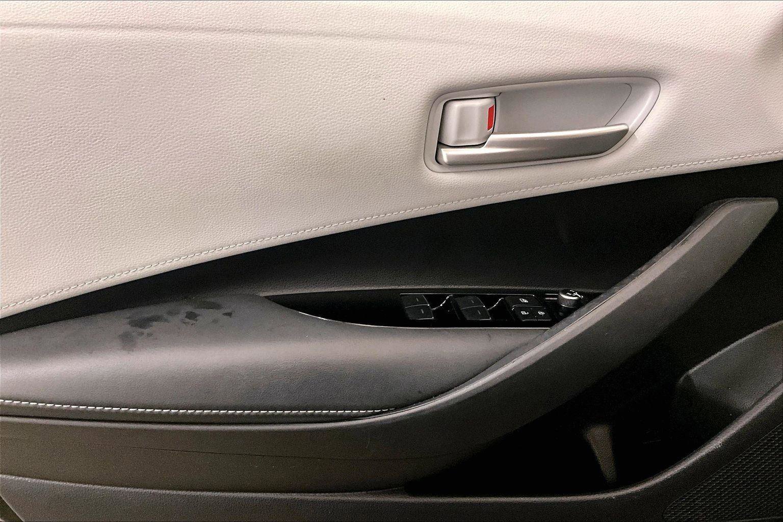 Used 2019 Toyota Corolla SE image 22