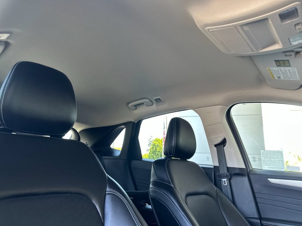 Certified 2022 Ford Escape SEL w/ Technology Package FWD image 16