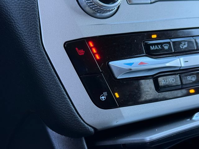 Certified 2022 Ford Explorer XLT w/ Equipment Group 202A image 12