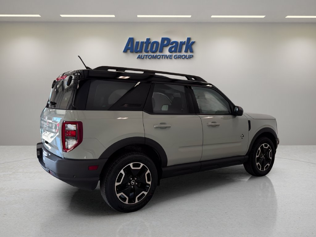 Certified 2023 Ford Bronco Sport Outer Banks w/ Tech Package AWD/4WD image 7
