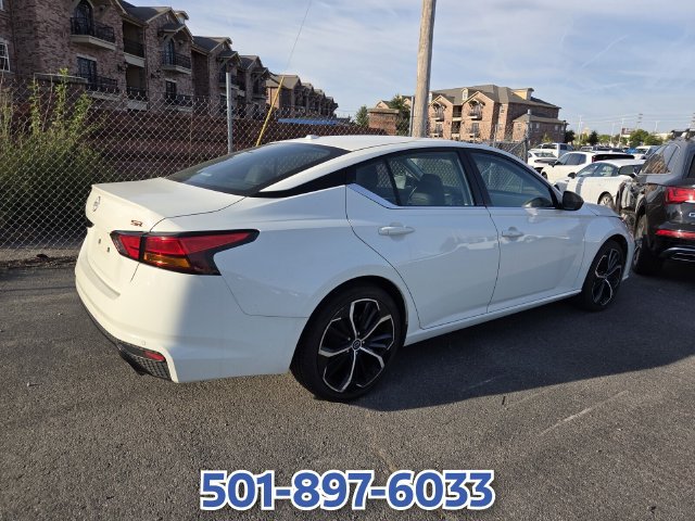 Used 2024 Nissan Altima 2.5 SR FWD image 5