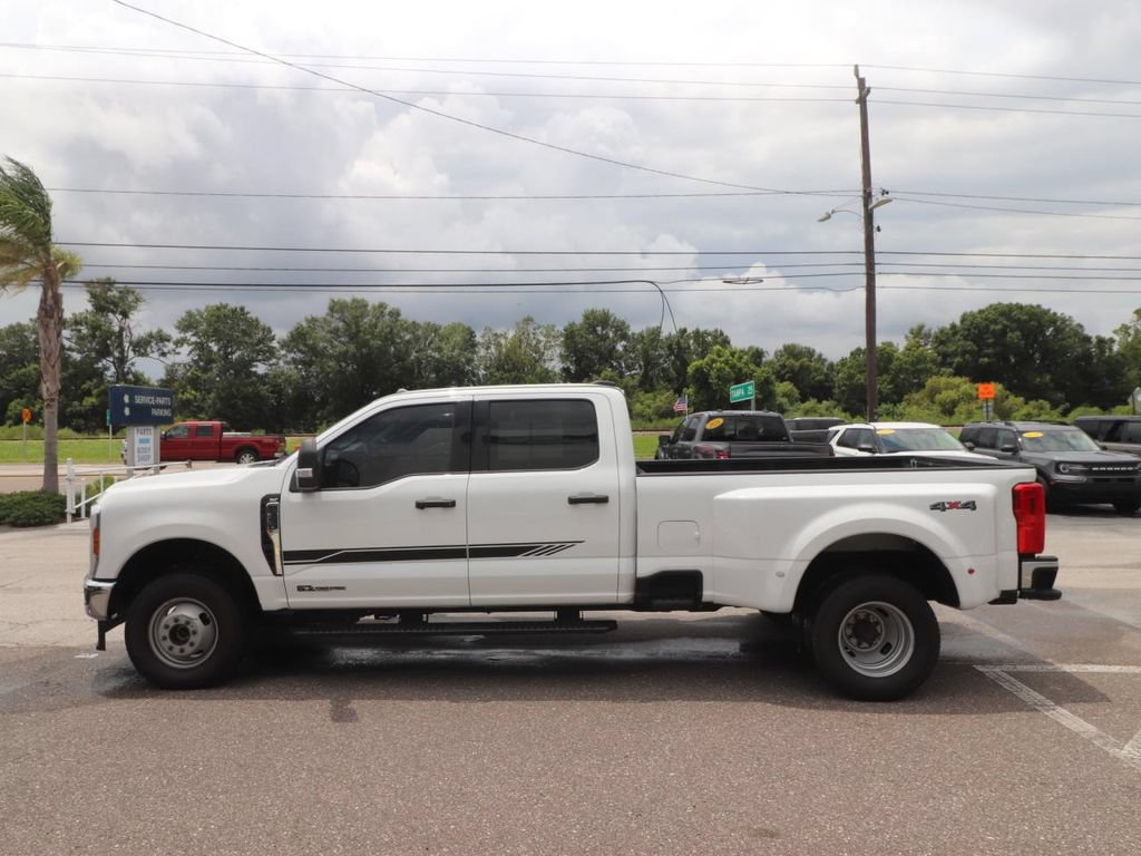Certified 2025 Ford F350 XLT AWD/4WD image 8